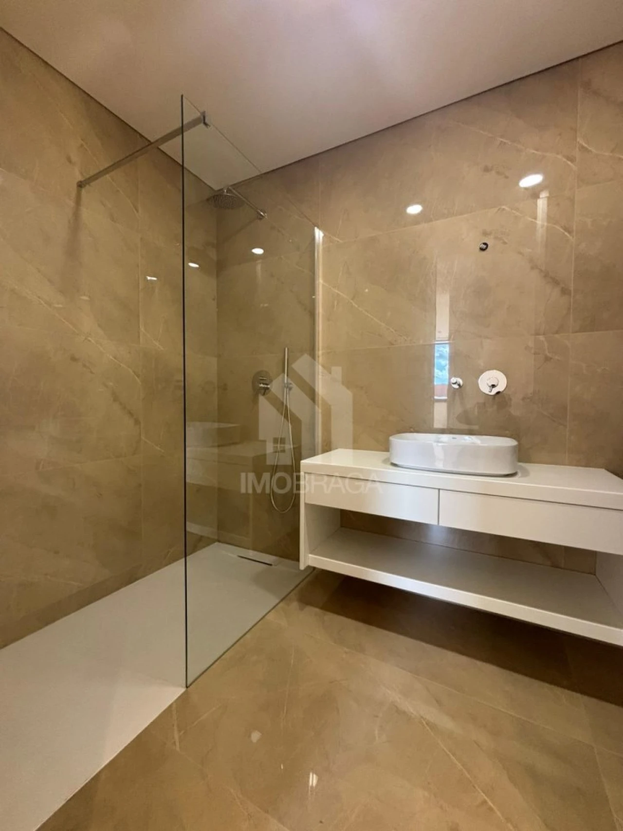 Apartamento T2 para Venda em Celeirós, Aveleda e Vimieiro Foto 17