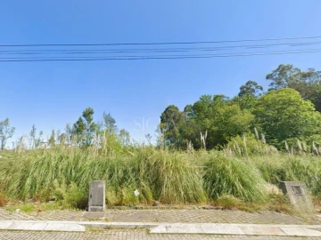 Terreno para Venda em Grijó e Sermonde