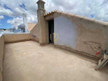 Moradia T3 para Venda em Moncarapacho e Fuseta