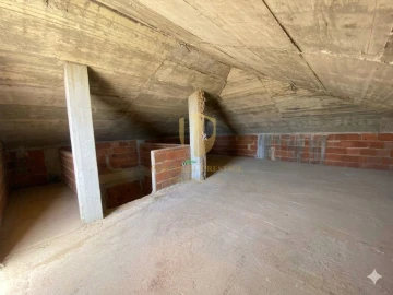 Moradia T3 para Venda em Moncarapacho e Fuseta
