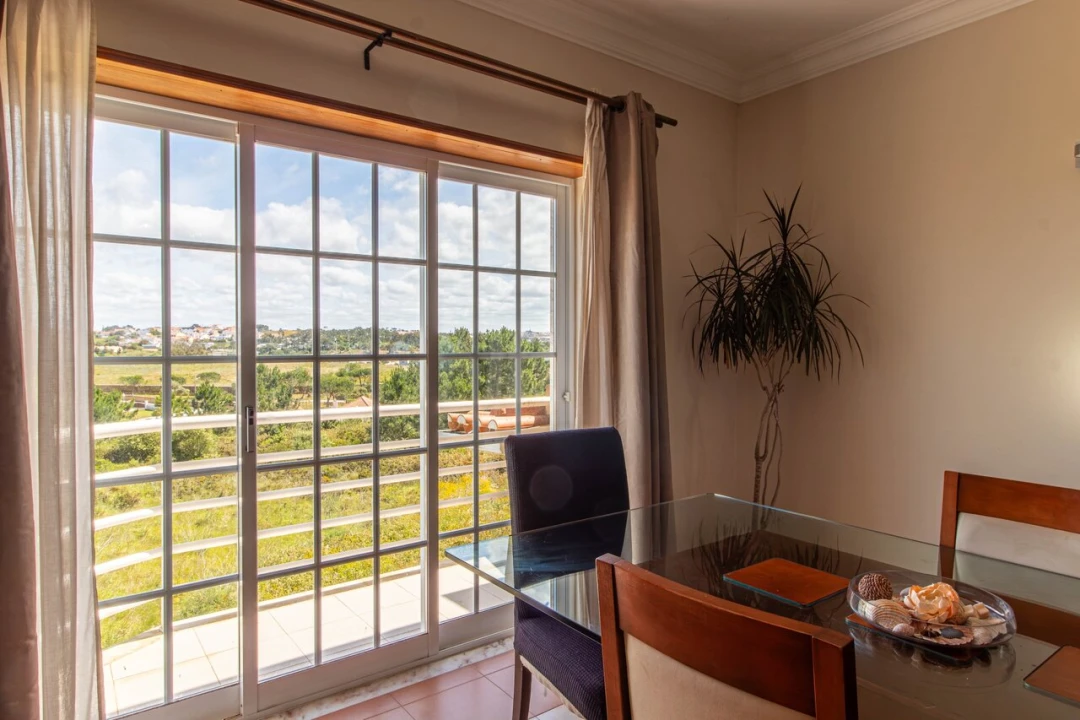 Apartamento T4 para Venda em Ericeira Foto 4