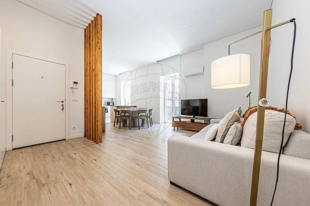 Apartamento T2 para Venda em Campolide Foto 32