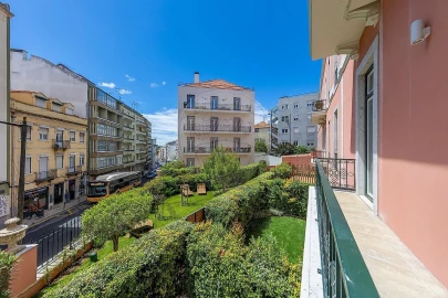 Apartamento T2 para Venda em Campolide