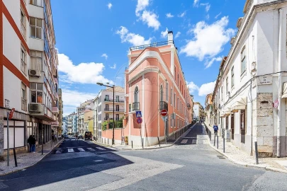 Apartamento T2 para Venda em Campolide