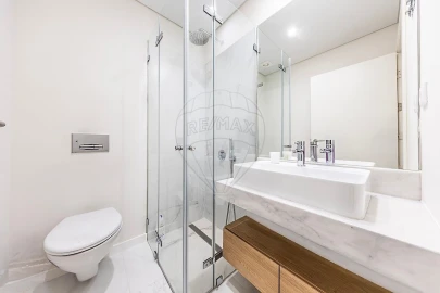 Apartamento T2 para Venda em Campolide