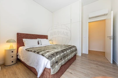 Apartamento T2 para Venda em Campolide