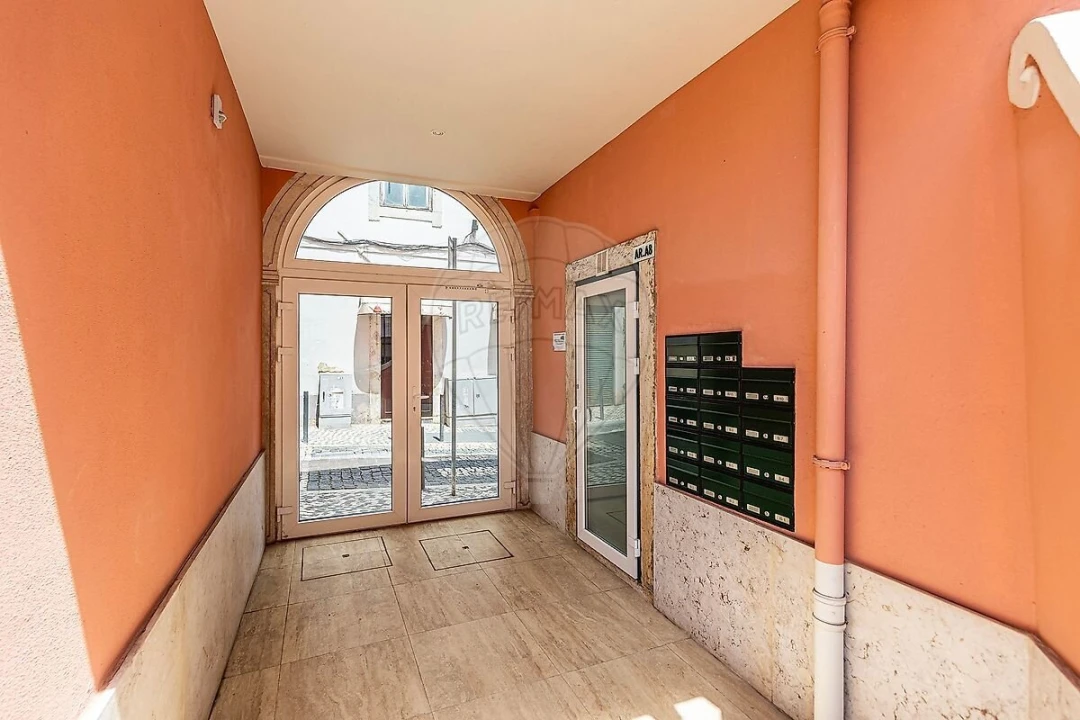 Apartamento T2 para Venda em Campolide Foto 45