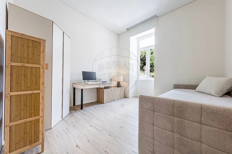 Apartamento T2 para Venda em Campolide Foto 27