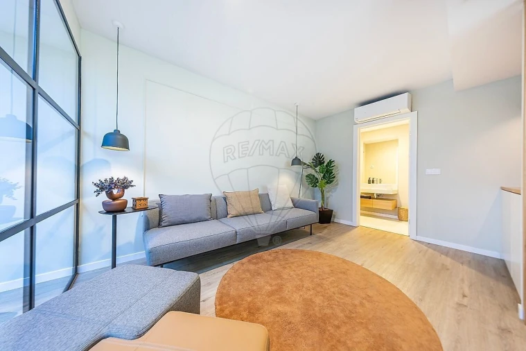 Apartamento T2 para Venda em Campolide Foto 39