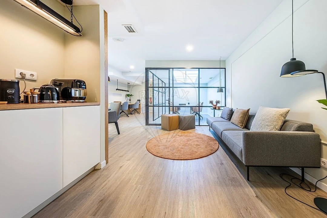 Apartamento T2 para Venda em Campolide Foto 42