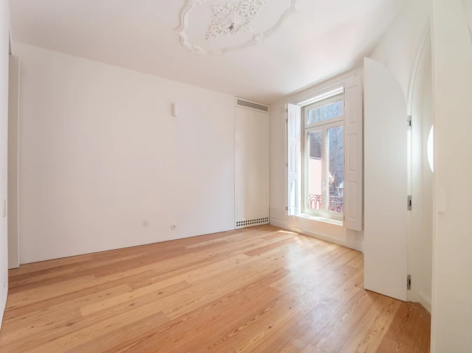 Apartamento T2 para Venda em Cedofeita, Santo Ildefonso, Sé, Miragaia, São Nicolau e Vitória Foto 4