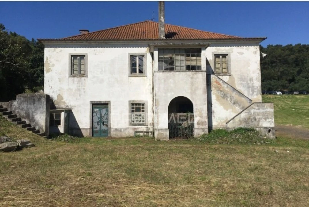 Prédio para Venda em Algés, Linda-A-Velha e Cruz Quebrada-Dafundo Foto 3