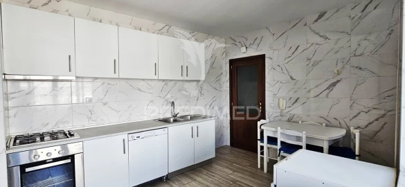 Apartamento T3 para Venda em Nogueira e Silva Escura
