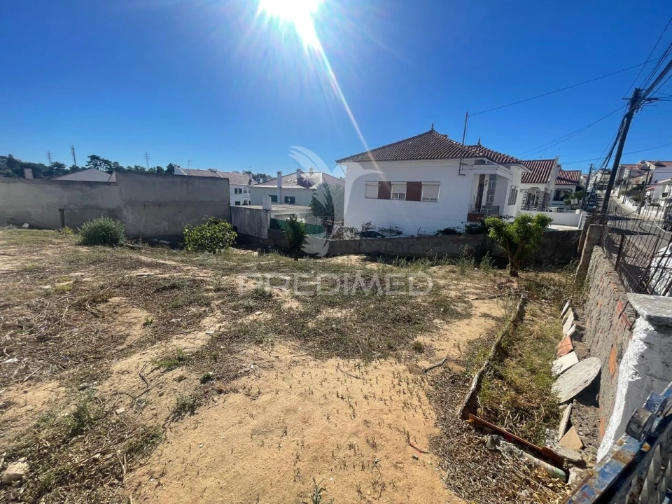 Terreno para Venda em Charneca de Caparica e Sobreda Foto 7