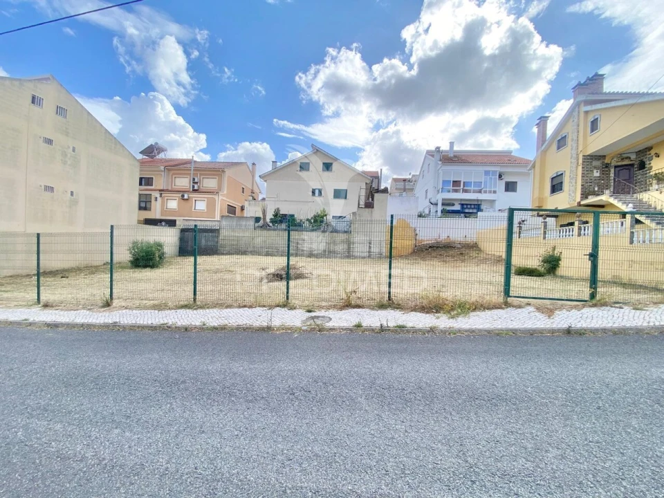 Terreno para Venda em Santa Iria de Azoia, São João da Talha e Bobadela Foto 3