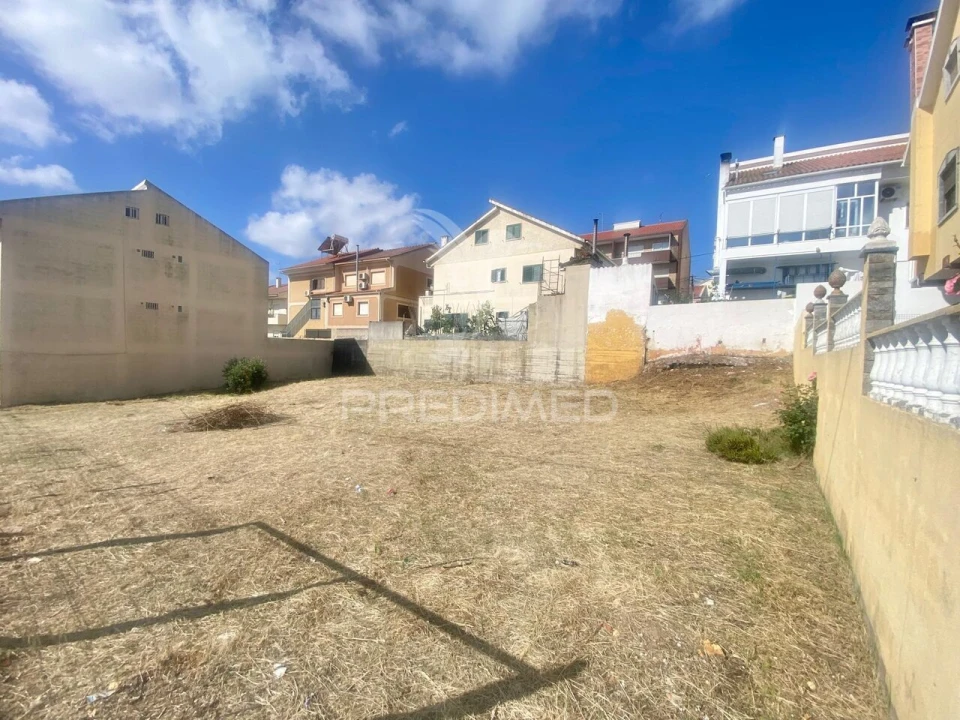 Terreno para Venda em Santa Iria de Azoia, São João da Talha e Bobadela Foto 13