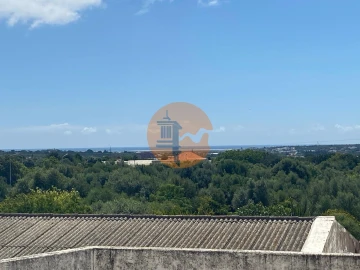 Moradia T3 para Venda em Moncarapacho e Fuseta