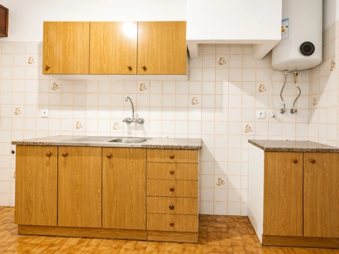 Apartamento T4 para Venda em São Bartolomeu de Messines Foto 4