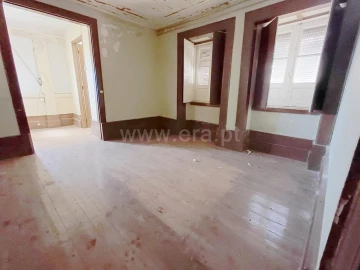 Prédio para Venda em Covilhã e Canhoso