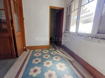 Prédio para Venda em Covilhã e Canhoso