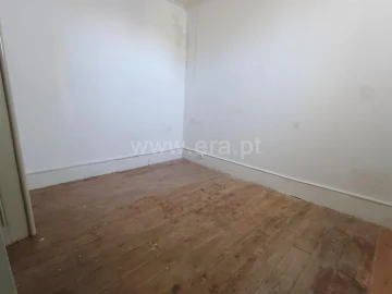 Prédio para Venda em Covilhã e Canhoso