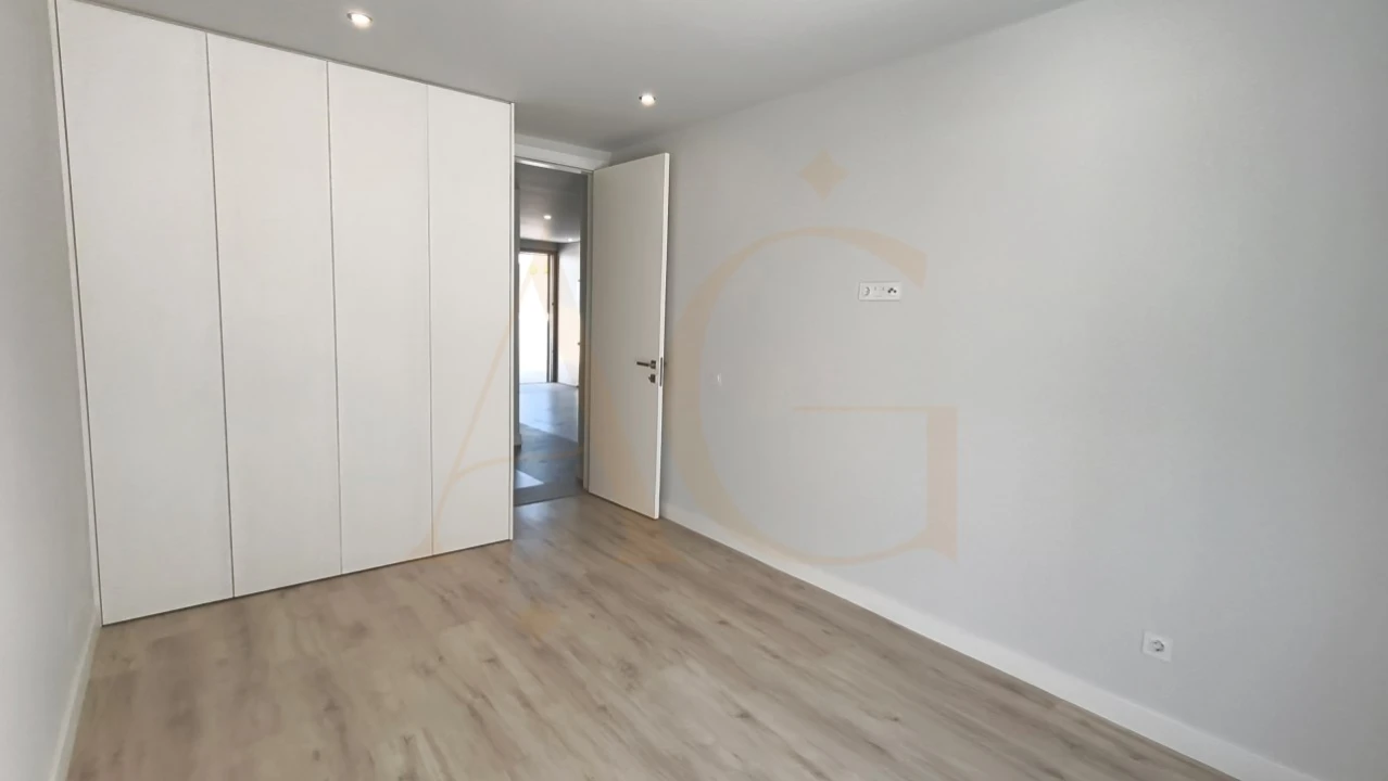 Apartamento T2 para Venda em Conceição e Cabanas de Tavira Foto 21