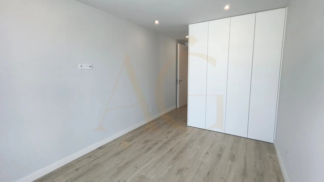 Apartamento T2 para Venda em Conceição e Cabanas de Tavira Foto 24