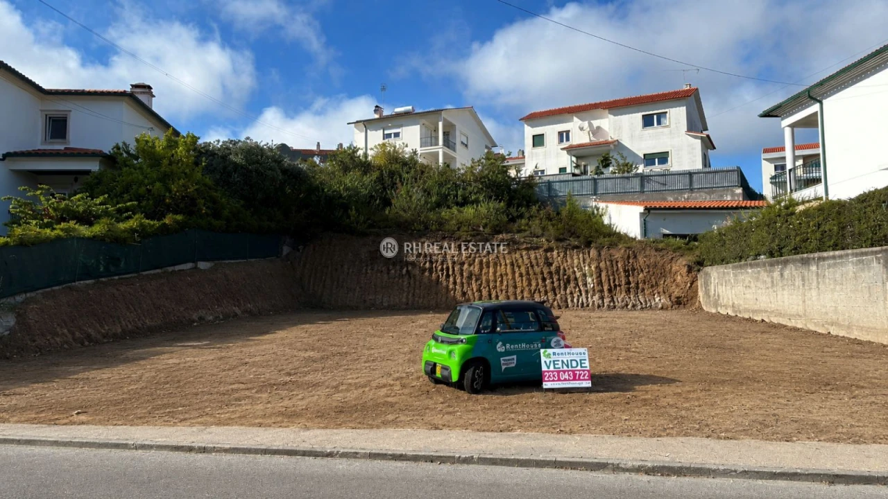 Terreno para Venda em Tavarede Foto 1