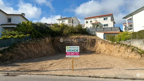 Terreno para Venda em Tavarede