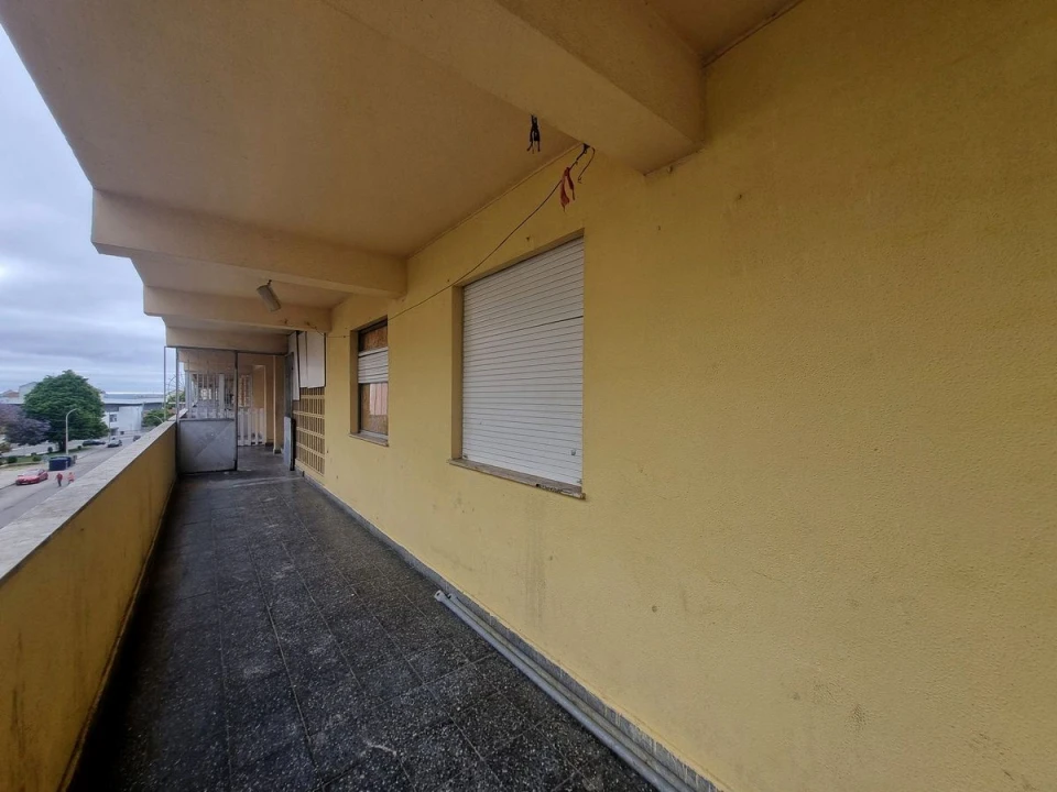 Apartamento T3 para Venda em Setubal (São Sebastião) Foto 1