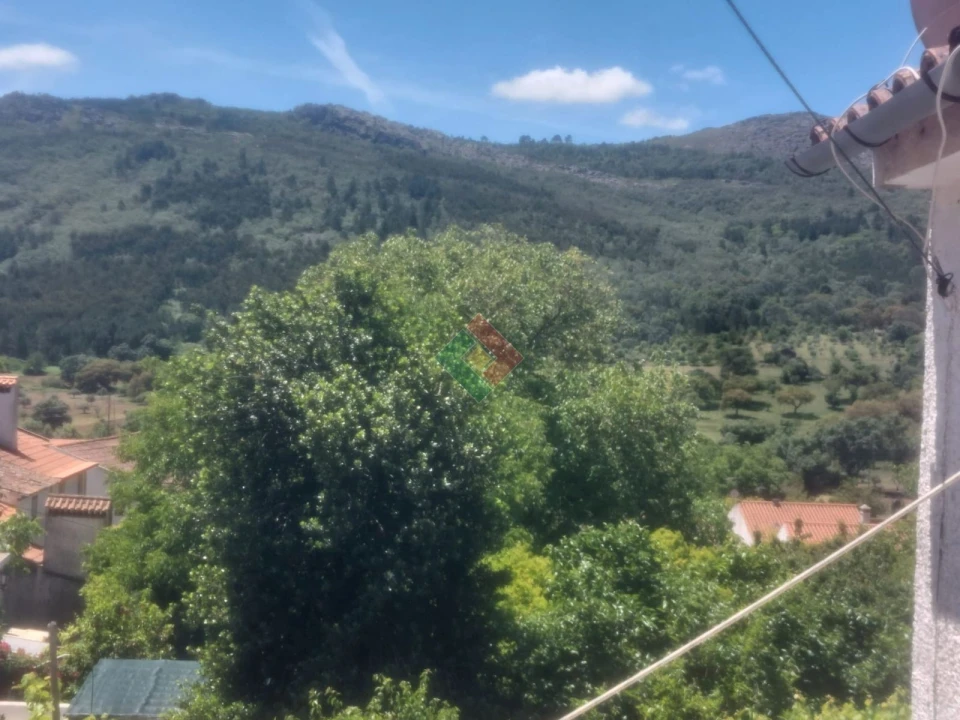 Moradia T4 para Venda em São Salvador da Aramenha Foto 9