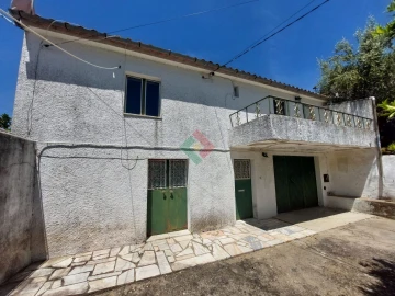 Moradia T4 para Venda em São Salvador da Aramenha