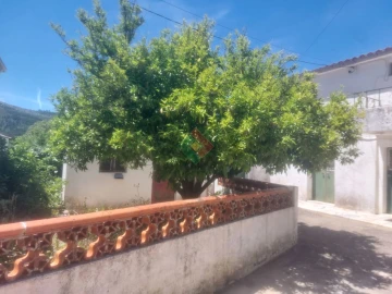 Moradia T4 para Venda em São Salvador da Aramenha