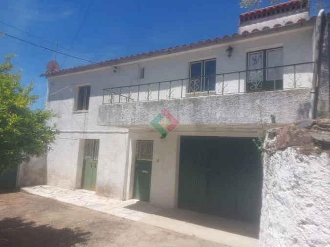 Moradia T4 para Venda em São Salvador da Aramenha Foto 2