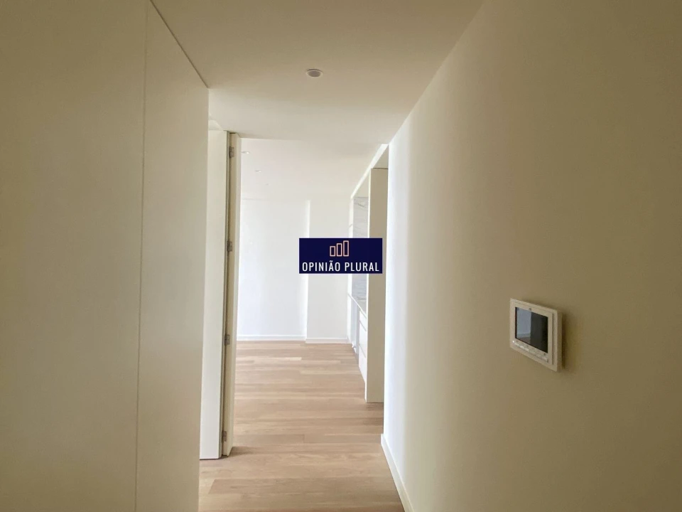 Apartamento T1 para Venda em Cedofeita, Santo Ildefonso, Sé, Miragaia, São Nicolau e Vitória Foto 4