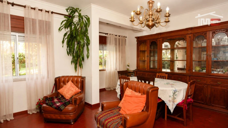 Apartamento T4 para Venda em Águas Livres Foto 6