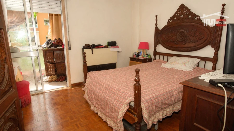 Apartamento T4 para Venda em Águas Livres Foto 2