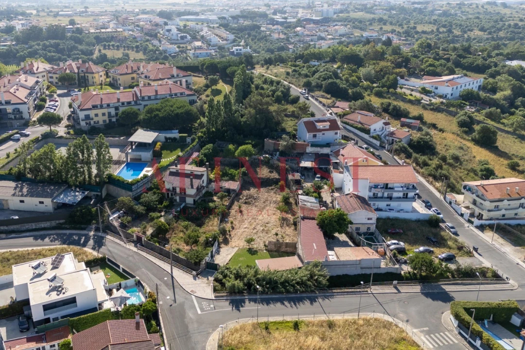 Terreno para Venda em Alcabideche Foto 4