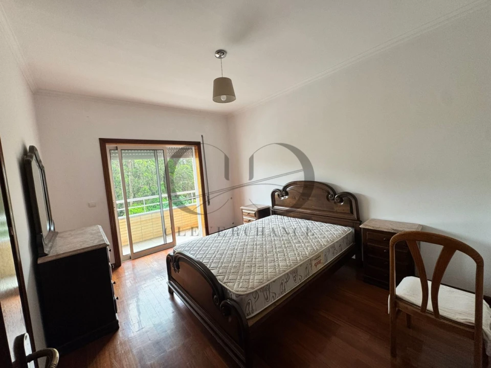 Quarto para Arrendamento em Rio Tinto Foto 12