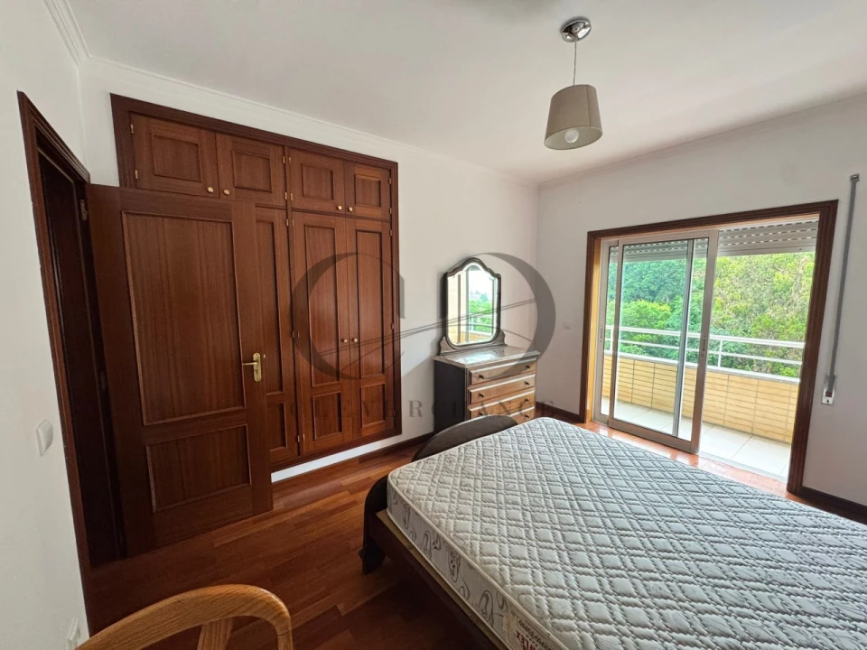 Quarto para Arrendamento em Rio Tinto Foto 13