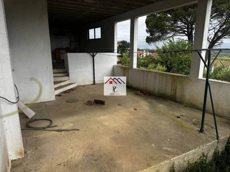 Moradia T4 para Venda em Vila Nova de Monsarros Foto 14