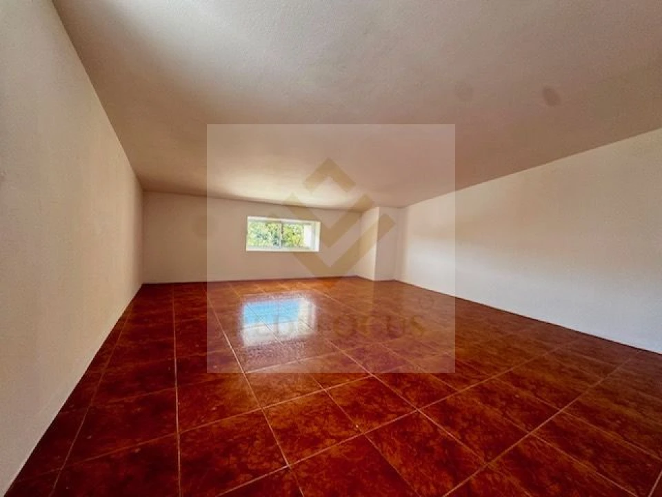 Moradia T5 para Venda em Escapães Foto 33
