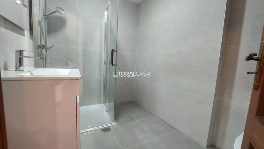 Apartamento T3 para Venda em Albergaria-A-Velha e Valmaior Foto 15