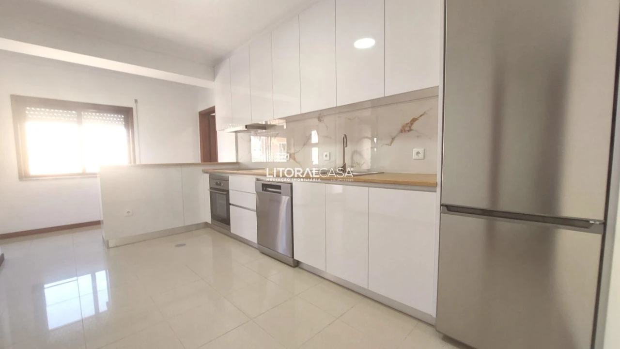 Apartamento T3 para Venda em Albergaria-A-Velha e Valmaior Foto 1