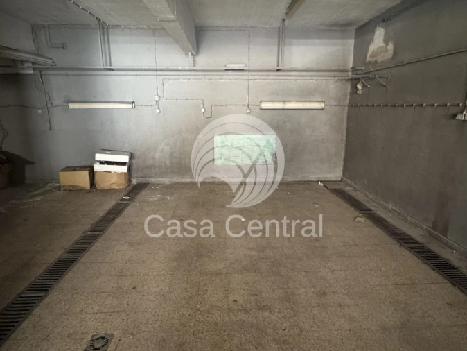 Loja para Venda em Falagueira-Venda Nova Foto 22
