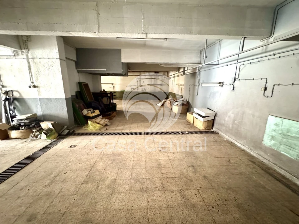 Loja para Venda em Falagueira-Venda Nova Foto 21