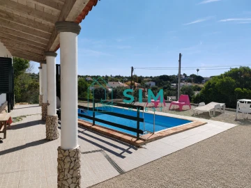 Moradia T3 para Venda em Quelfes