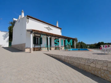Moradia T3 para Venda em Quelfes