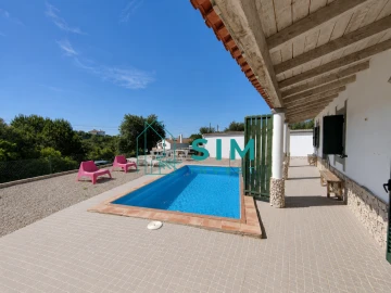 Moradia T3 para Venda em Quelfes