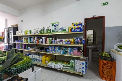 Loja para Trespasse em Alto do Seixalinho, Santo André e Verderena